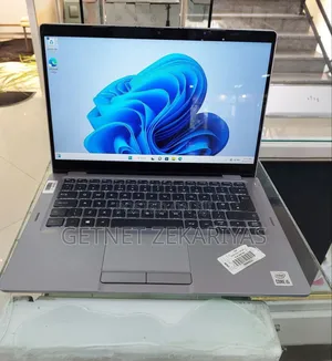 Photo - New Laptop Dell Latitude 13 3340 8GB Intel Core I5 SSD 512GB