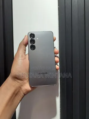 Photo - Samsung Galaxy S24 256 GB Black