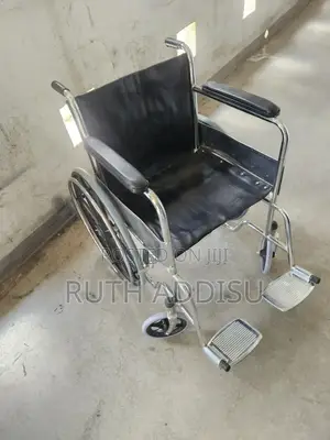 Photo - Foldable Wheelchair朱紅wheelchair吞噬wheelchair知識wheelchair建立wheelchair