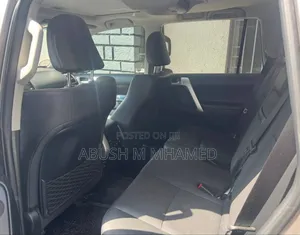 Toyota Land Cruiser Prado 2023 Gray
