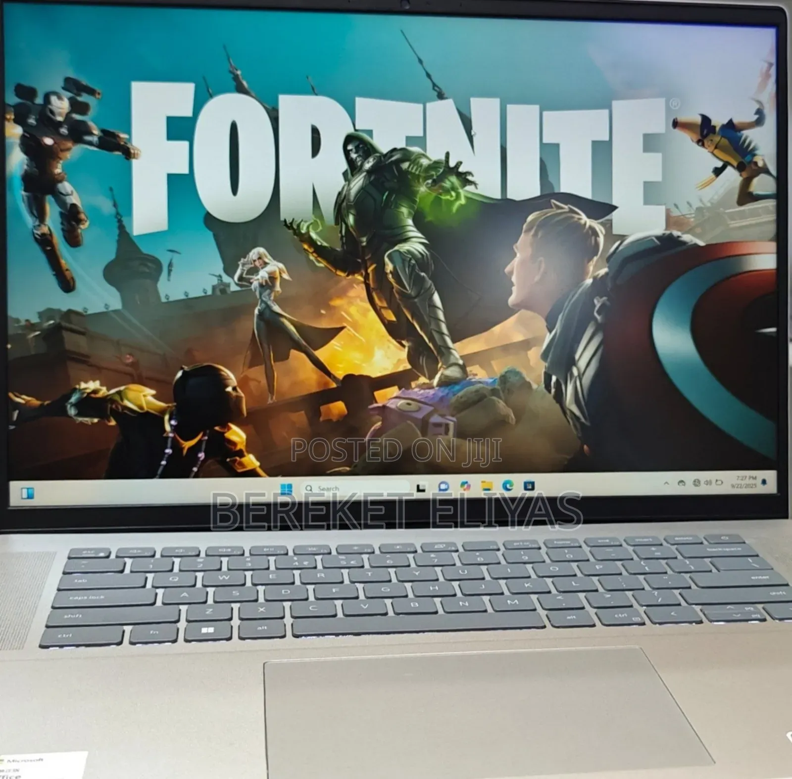 New Laptop Dell Inspiron 15 16GB Intel Core I7 SSD 512GB