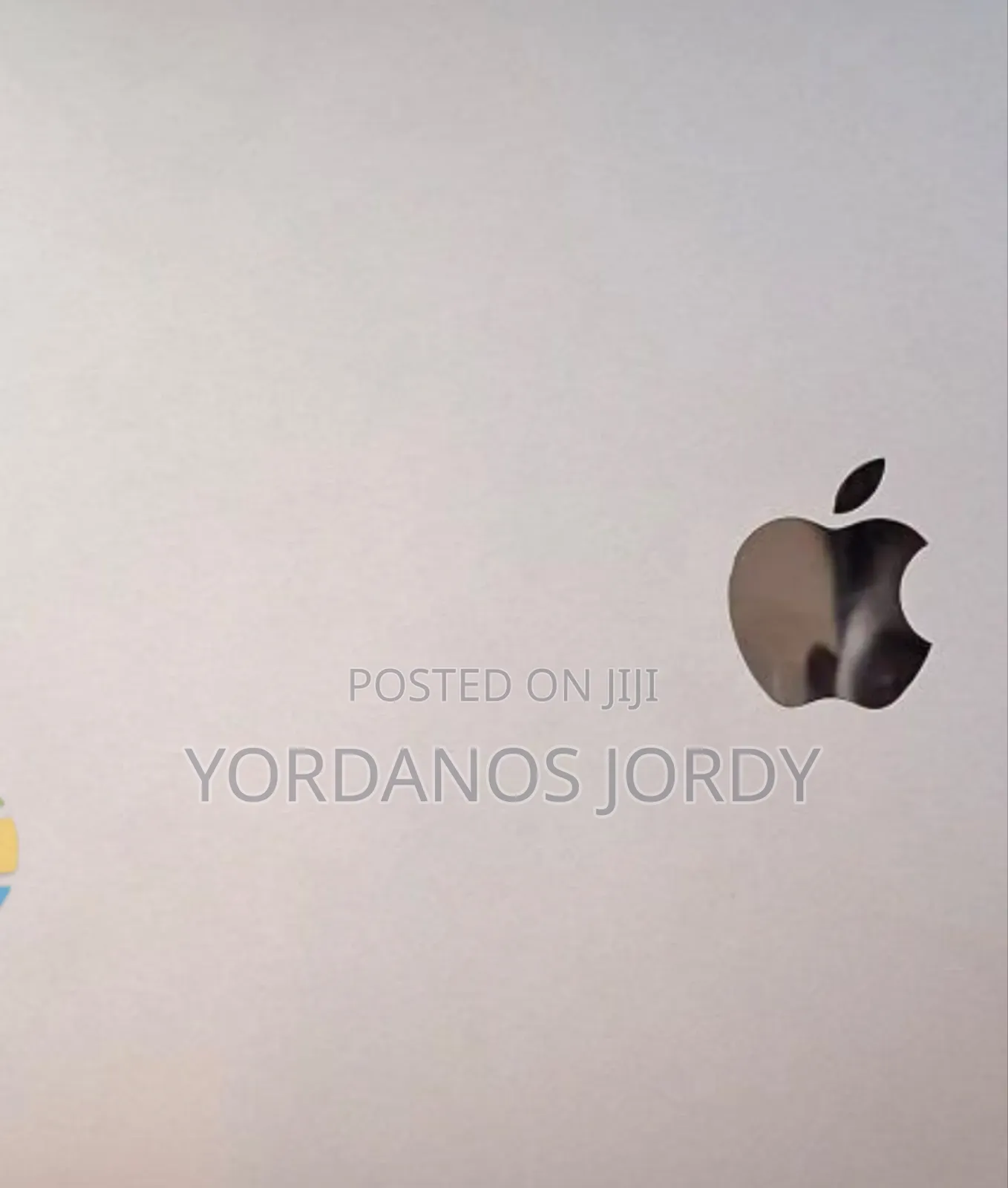 New Laptop Apple MacBook Pro 2022 M2 8GB Apple M2 SSD 512GB