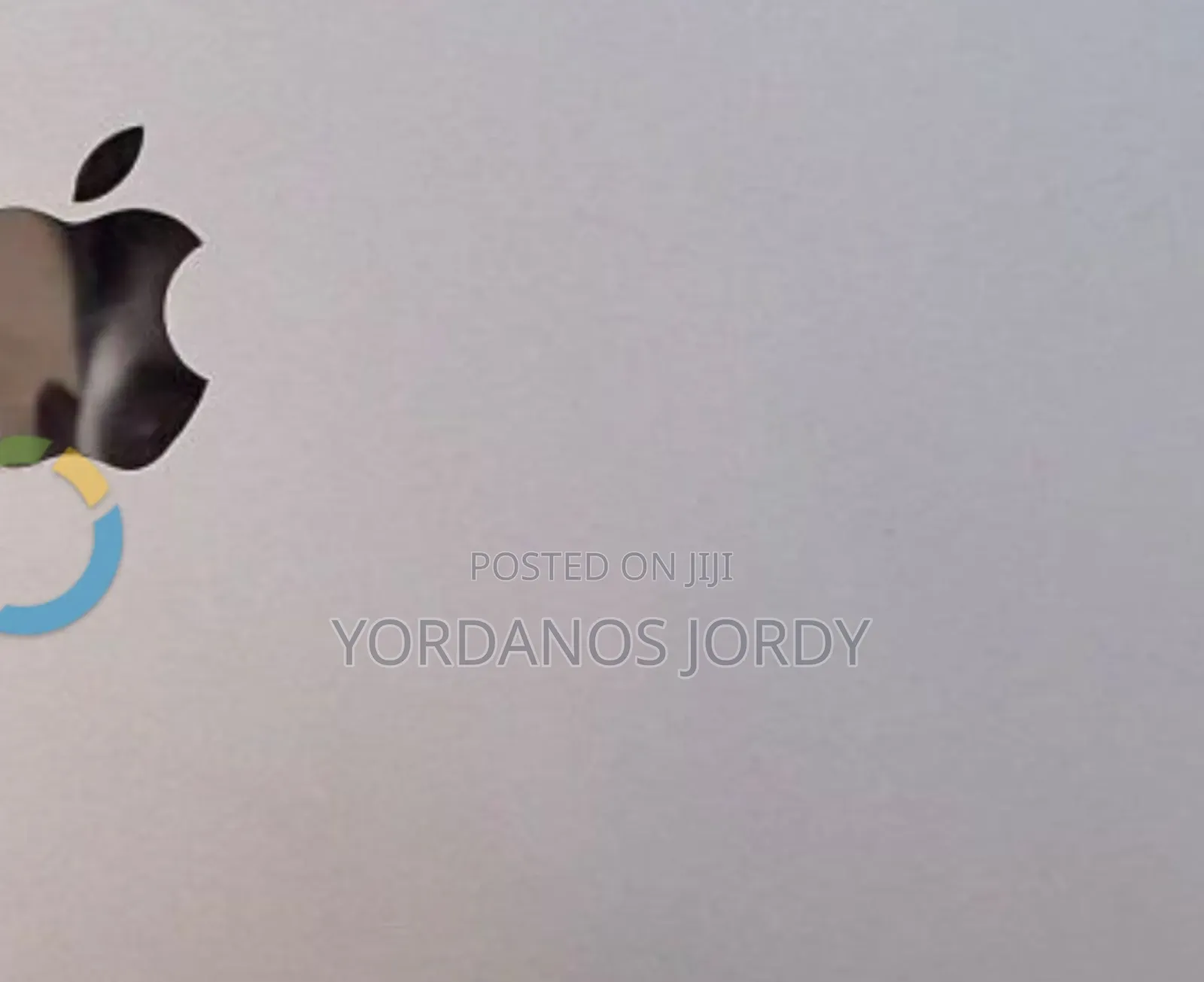 New Laptop Apple MacBook Pro 2022 M2 8GB Apple M2 SSD 512GB