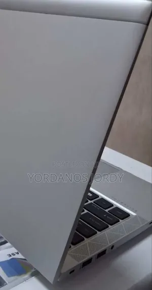 New Laptop HP EliteBook 840 G8 16GB Intel Core I7 SSD 512GB