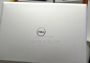 Photo - New Laptop Dell Inspiron 16 5620 16GB Intel Core i7 SSD 512GB