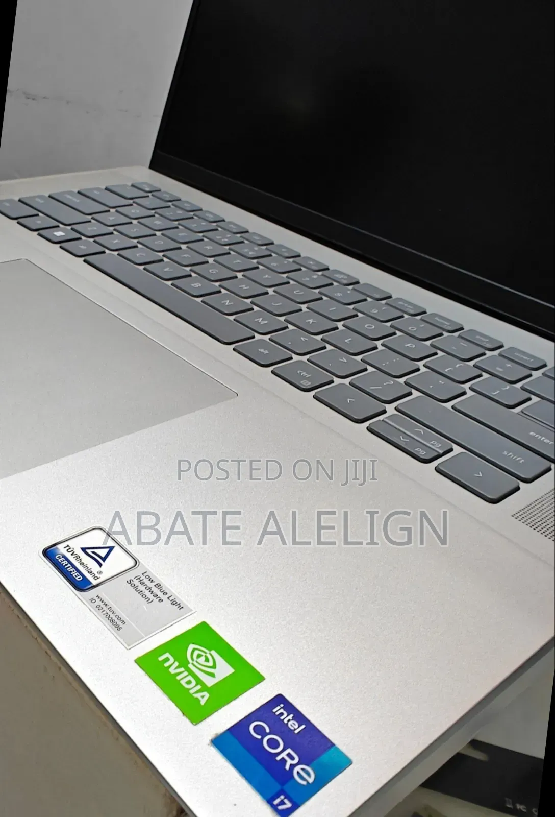 New Laptop Dell Inspiron 16 5620 16GB Intel Core i7 SSD 512GB