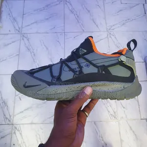 Nike Gore-Tex Olive Color [On Hand]