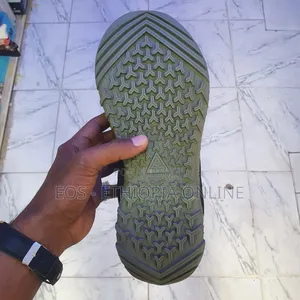 Nike Gore-Tex Olive Color [On Hand]