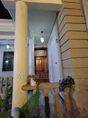 6bdrm Villa in ቪላ ቤት, Addis Ketema for sale