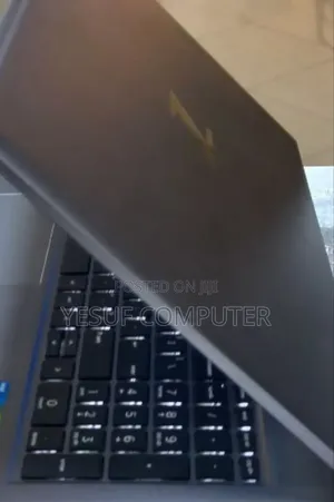 Photo - New Laptop HP ZBook 15 16GB Intel Core I5 SSD 512GB