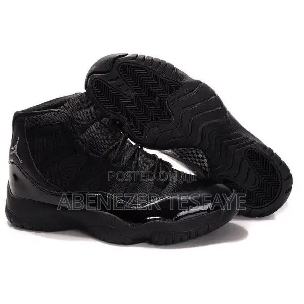 Jordan 11 Black
