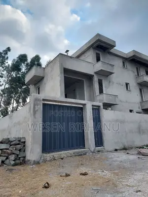 8bdrm House in ማቶ አርባ, Addis Ketema for sale
