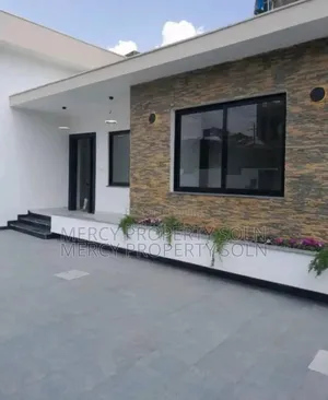 Furnished 5bdrm Villa in Bole for sale