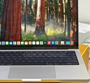 Photo - New Laptop Apple MacBook Pro 16GB Apple M1 SSD 1T