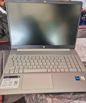 Photo - New Laptop HP Stream Notebook 16GB Intel Core I5 SSD 1T