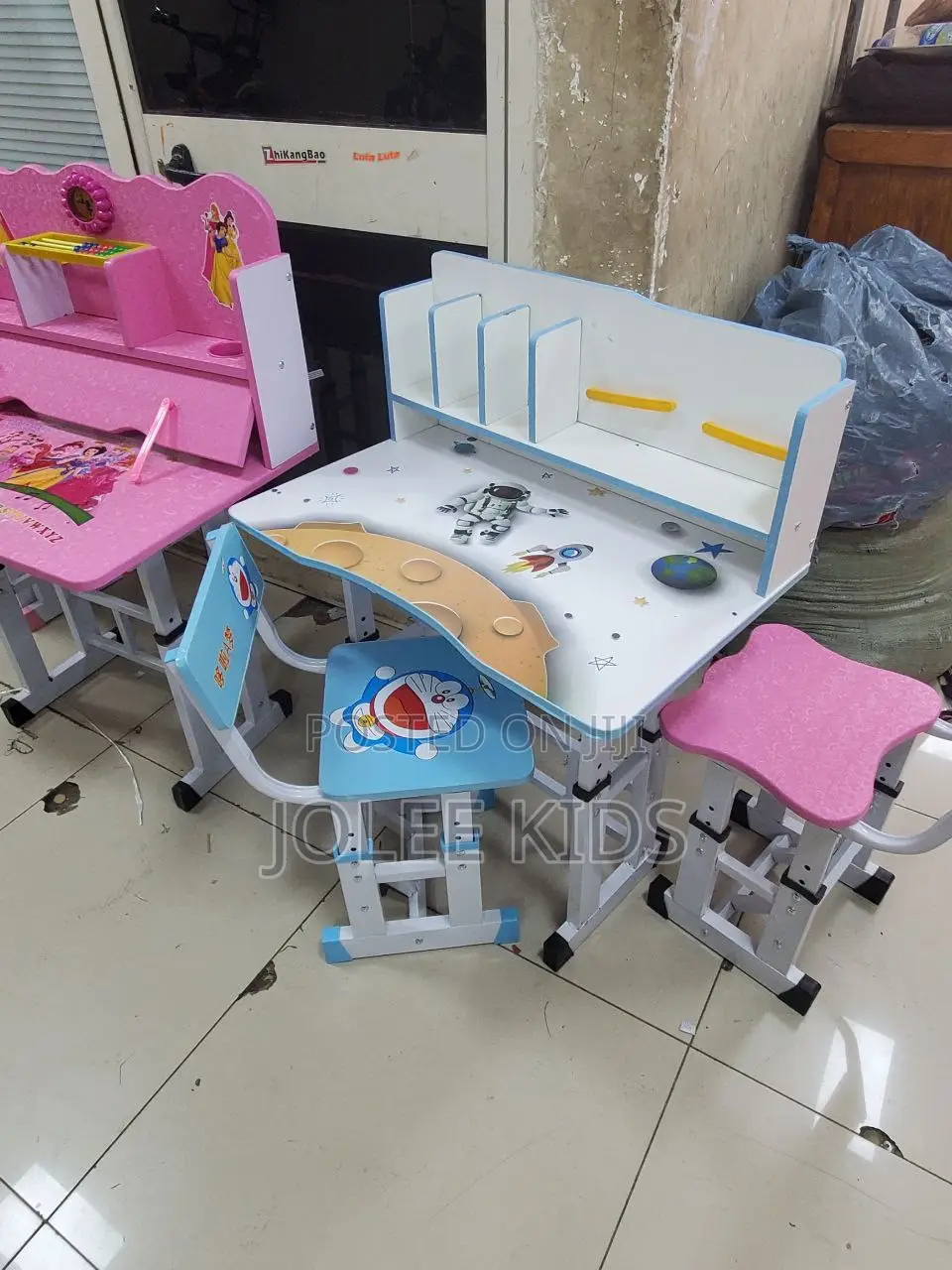 Kids Study Table