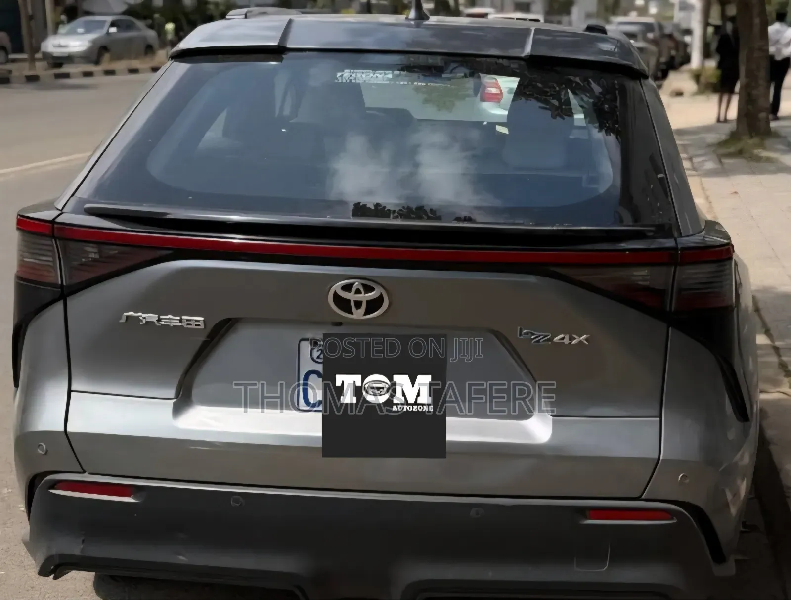 Toyota bZ4X 2023 Silver