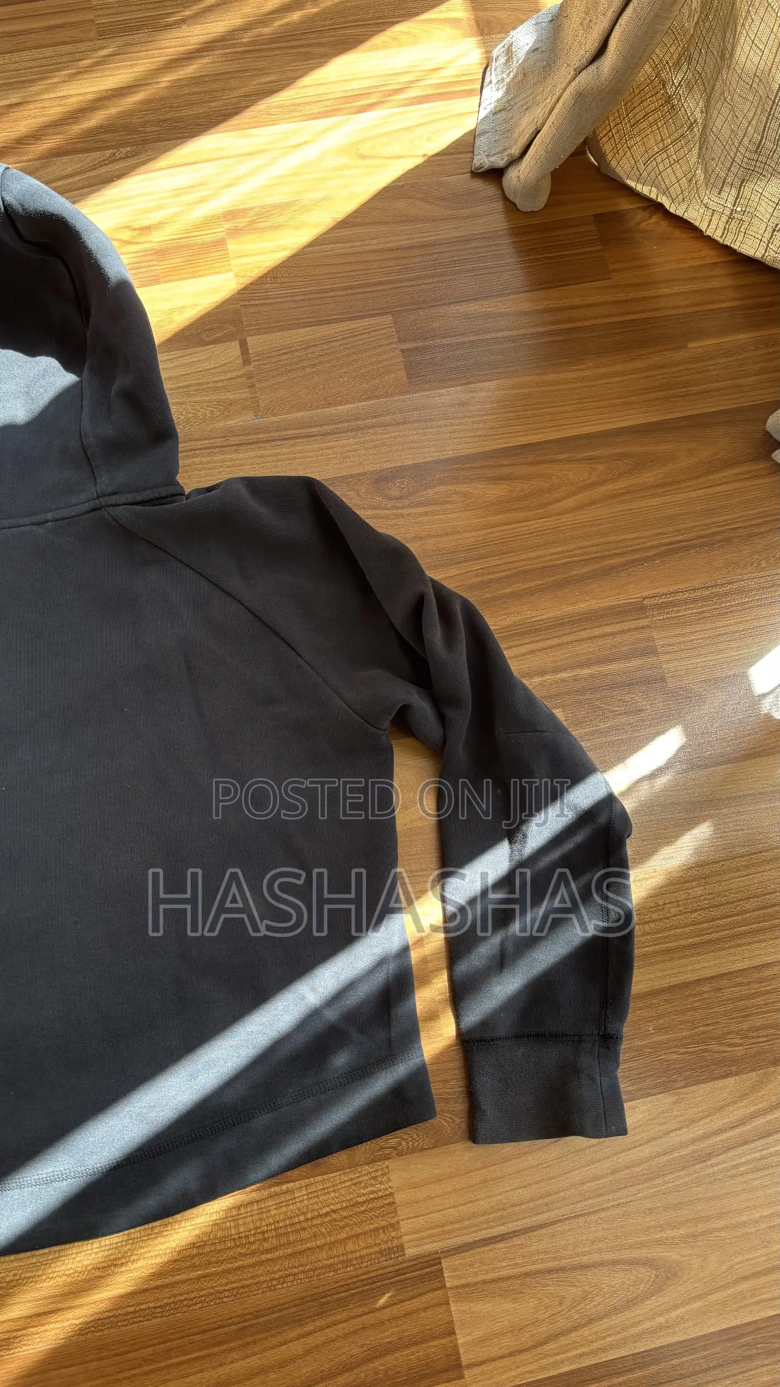 Original Nike Sportswear Tech Used