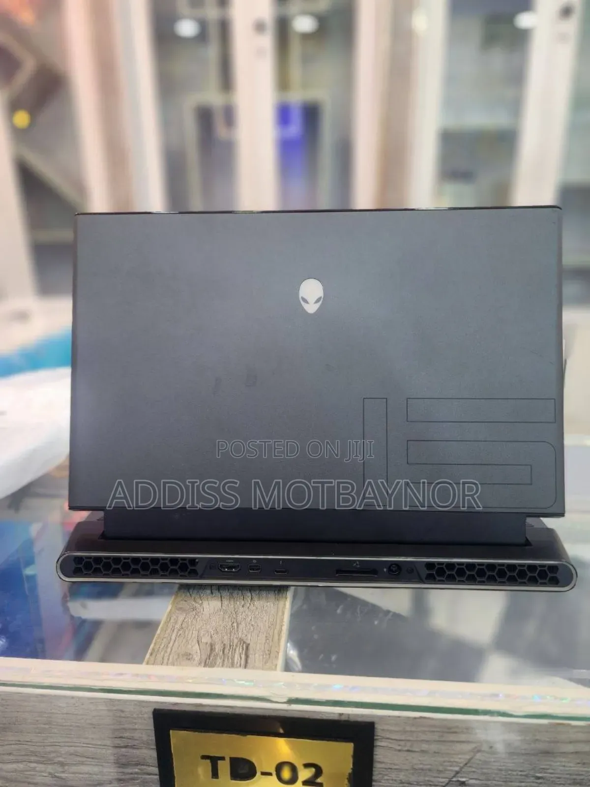 New Laptop Alienware Area-51m 16GB Intel Core I7 SSD 512GB