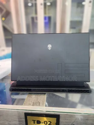 New Laptop Alienware Area-51m 16GB Intel Core I7 SSD 512GB