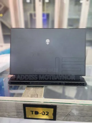 New Laptop Alienware Area-51m 16GB Intel Core I7 SSD 512GB