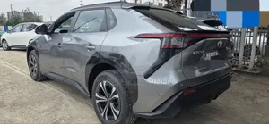Toyota bZ4X 2024 Silver