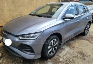 Photo - BYD E2 43 kWh 94 hp FWD 2025 Silver