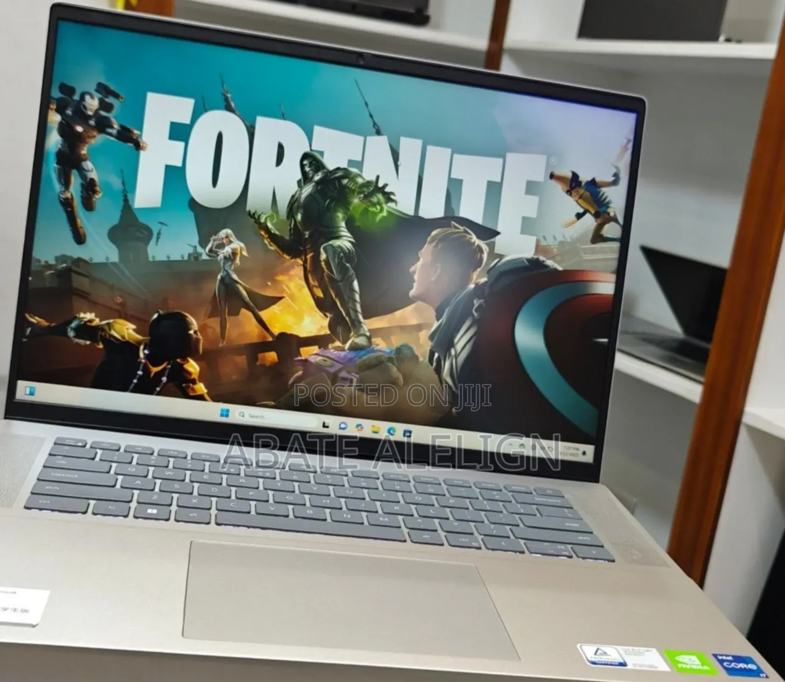 New Laptop Dell Inspiron 15 16GB Intel Core I7 SSD 512GB