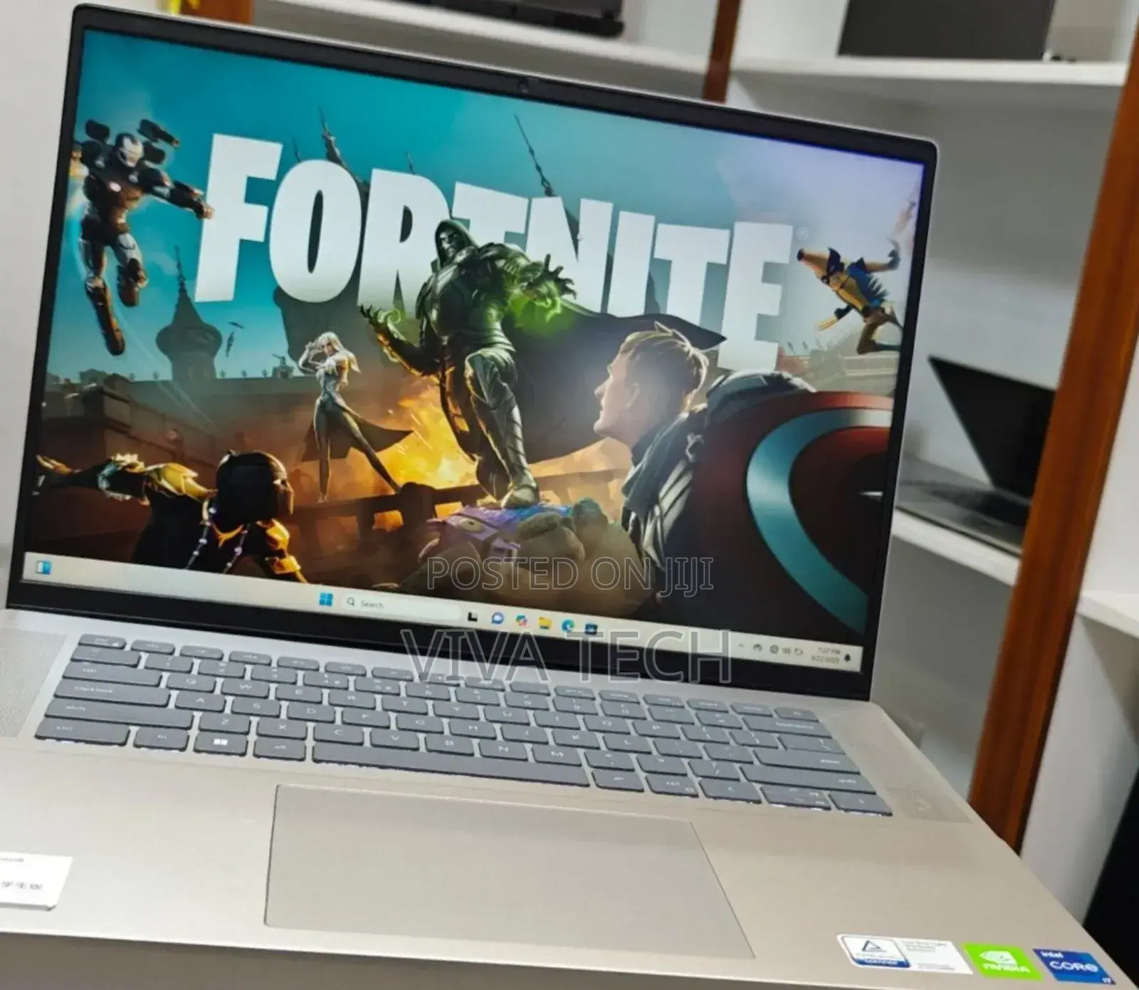 New Laptop Dell Inspiron 15 16GB Intel Core I7 SSD 512GB