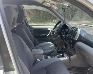 Toyota RAV4 Automatic 2003 Silver