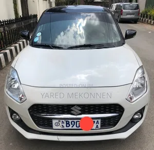 Photo - Suzuki Swift 2021 White