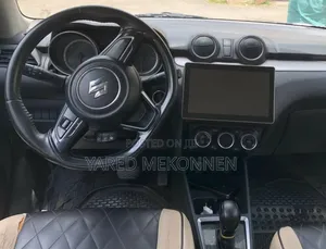 Suzuki Swift 2021 White