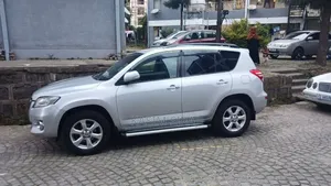 Toyota RAV4 2.5 2011 Silver