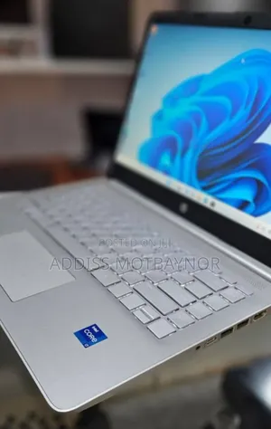 New Laptop HP Stream Notebook 16GB Intel Core I7 SSD 512GB