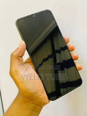 Photo - Tecno Spark 7 32 GB Gray