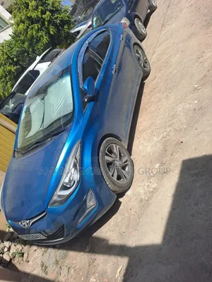 Hyundai Avante 2014 Blue