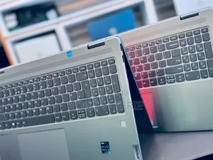 New Laptop Lenovo Yoga 7i 16GB Intel Core I7 SSD 1T