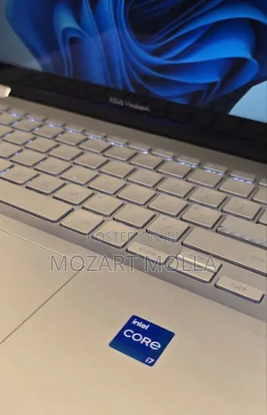 New Laptop Asus VivoBook 15 X505BA 16GB Intel Core I7 SSD 512GB