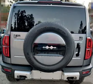 New BYD Leopard 8 2.0 Hybrid AWD 2025 Gray