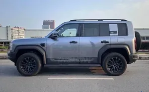 New BYD Leopard 8 2.0 Hybrid AWD 2025 Gray