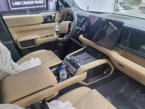 New BYD Leopard 8 2.0 Hybrid AWD 2025 Gray