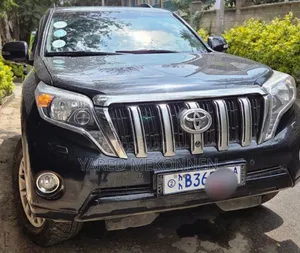 Toyota Land Cruiser Prado 2.8 D-4D 2015 Black