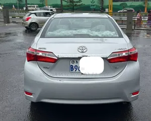 Toyota Corolla 2015 Silver
