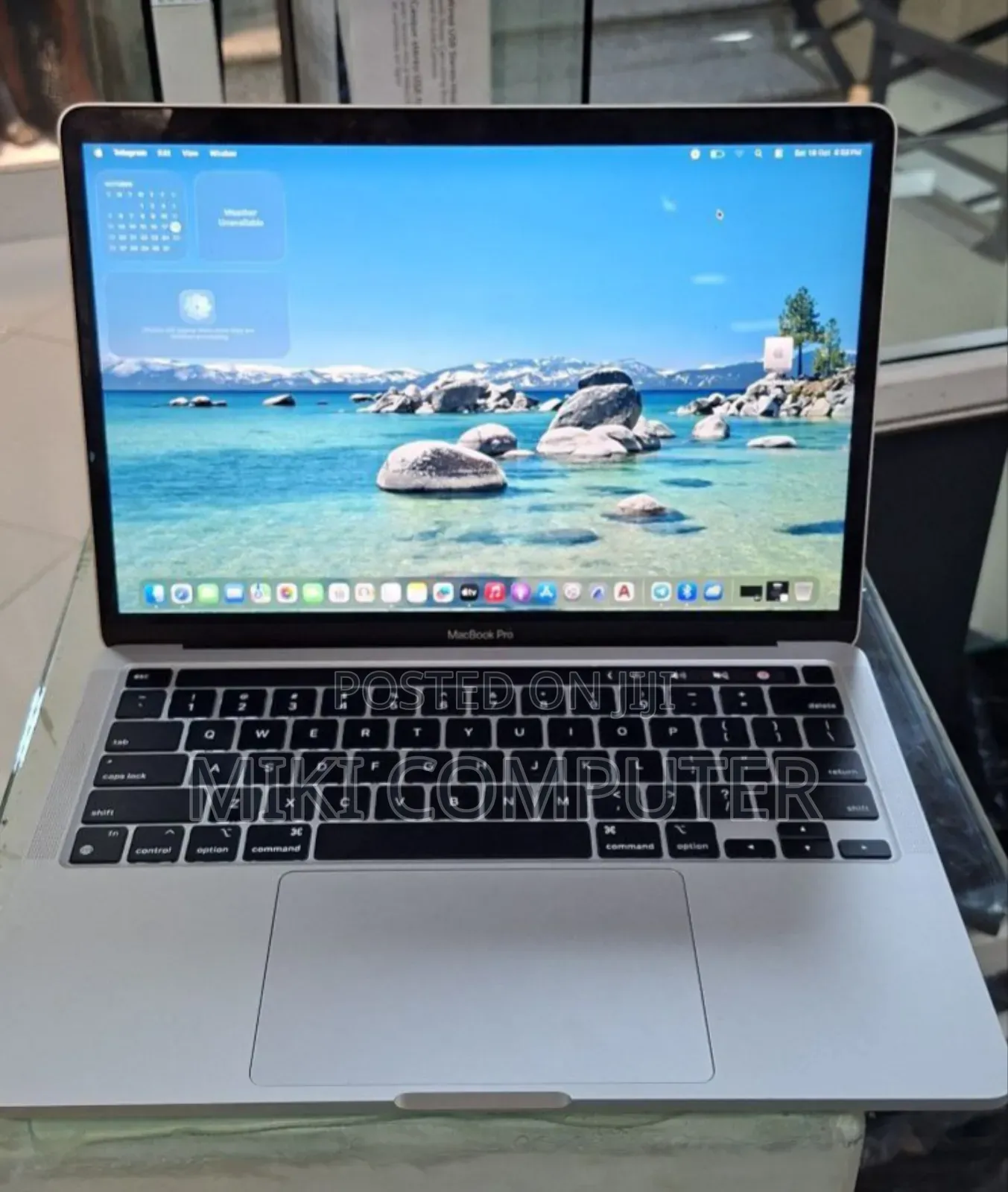 New Laptop Apple MacBook Pro 2022 M2 8GB Intel SSD 512GB