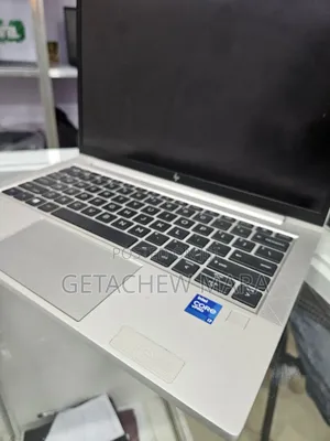 New Laptop HP EliteBook 830 G8 16GB Intel Core I7 SSD 512GB