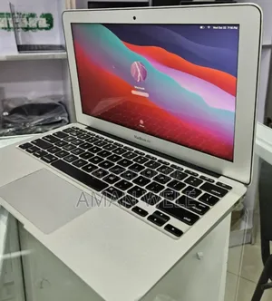 New Laptop Apple MacBook Air 2015 8GB Intel Core I5 SSD 128GB