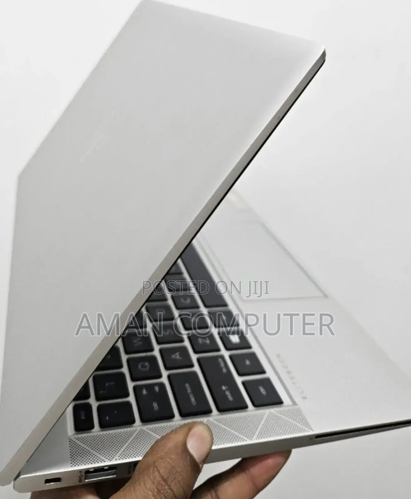 New Laptop HP EliteBook 830 G8 16GB Intel Core I7 SSD 512GB