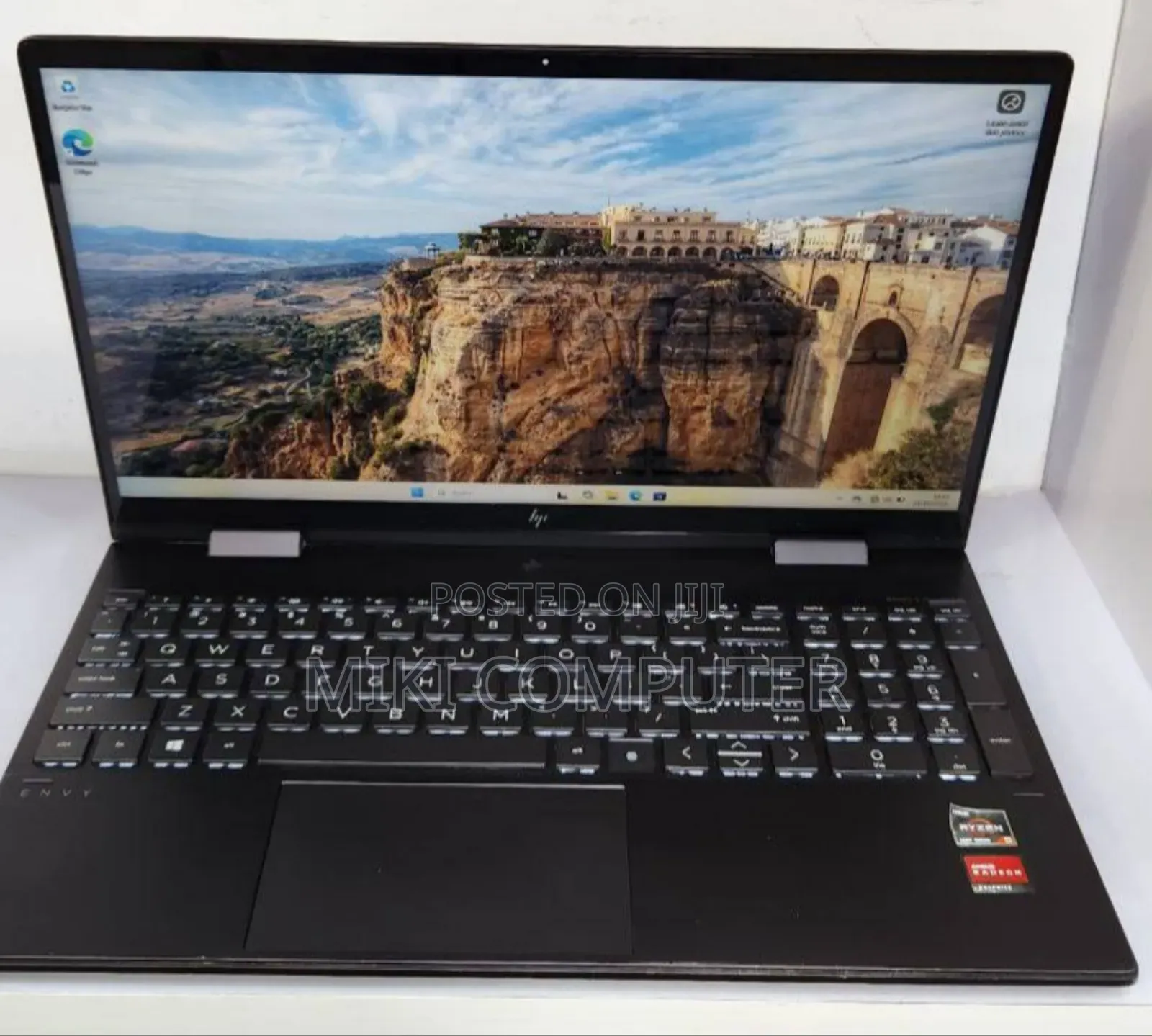 New Laptop HP Envy X360 16GB AMD Ryzen 5 SSD 256GB