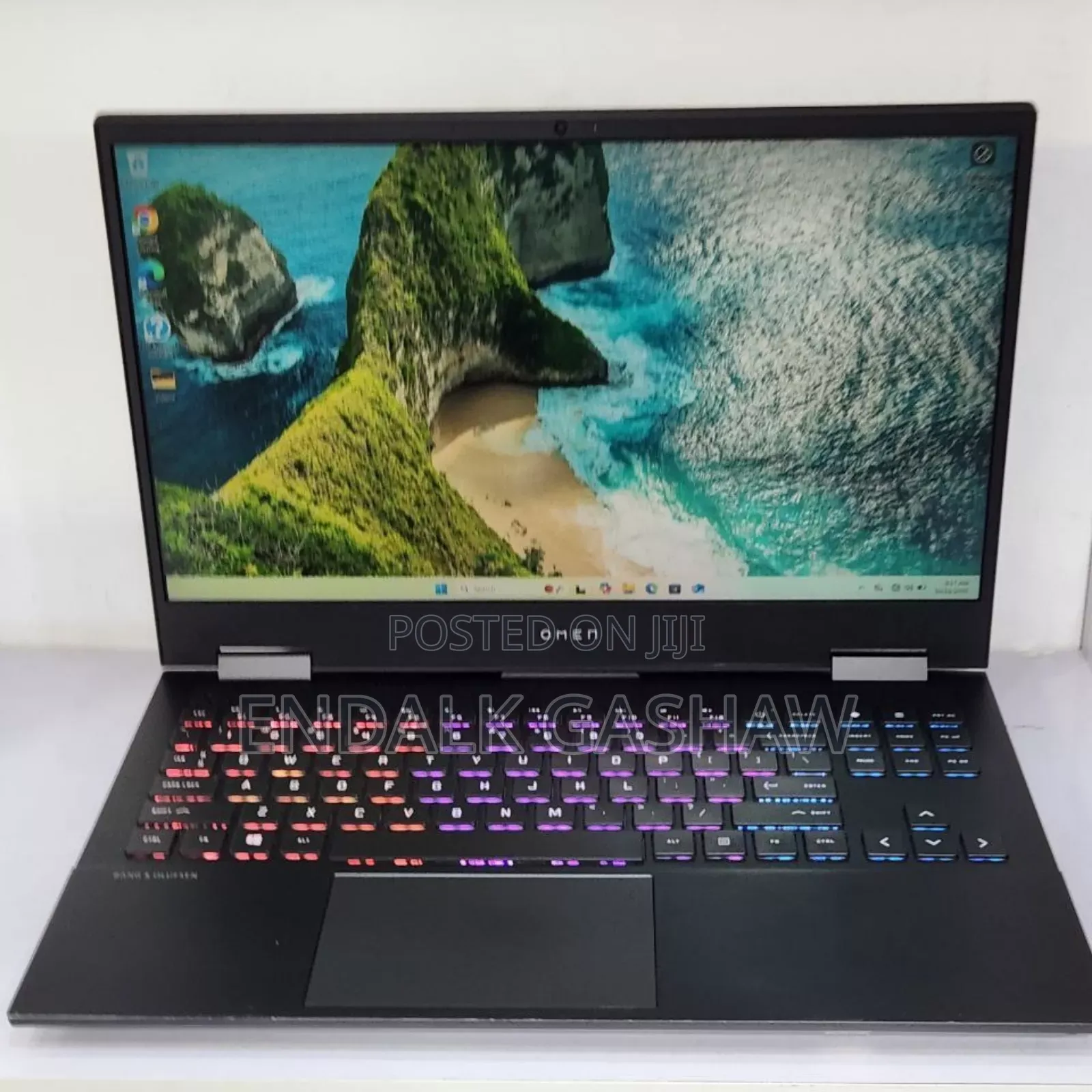 New Laptop HP Omen 15 16GB AMD Ryzen 7 SSD 512GB