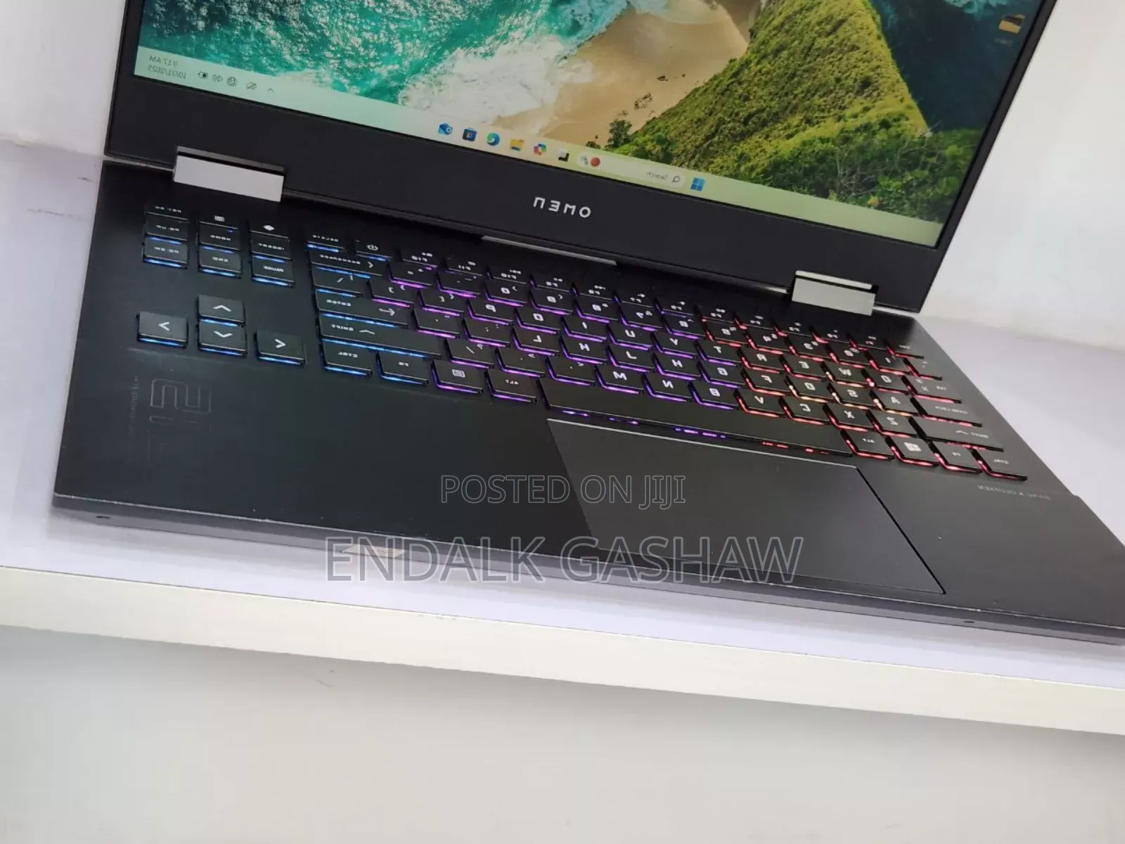 New Laptop HP Omen 15 16GB AMD Ryzen 7 SSD 512GB